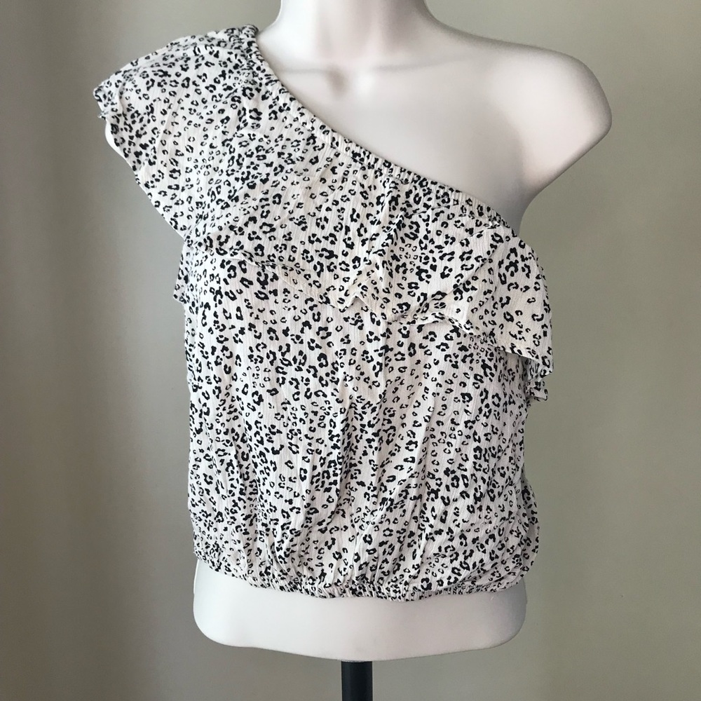 Hippie Rose Leopard Print One Shoulder Top Size S